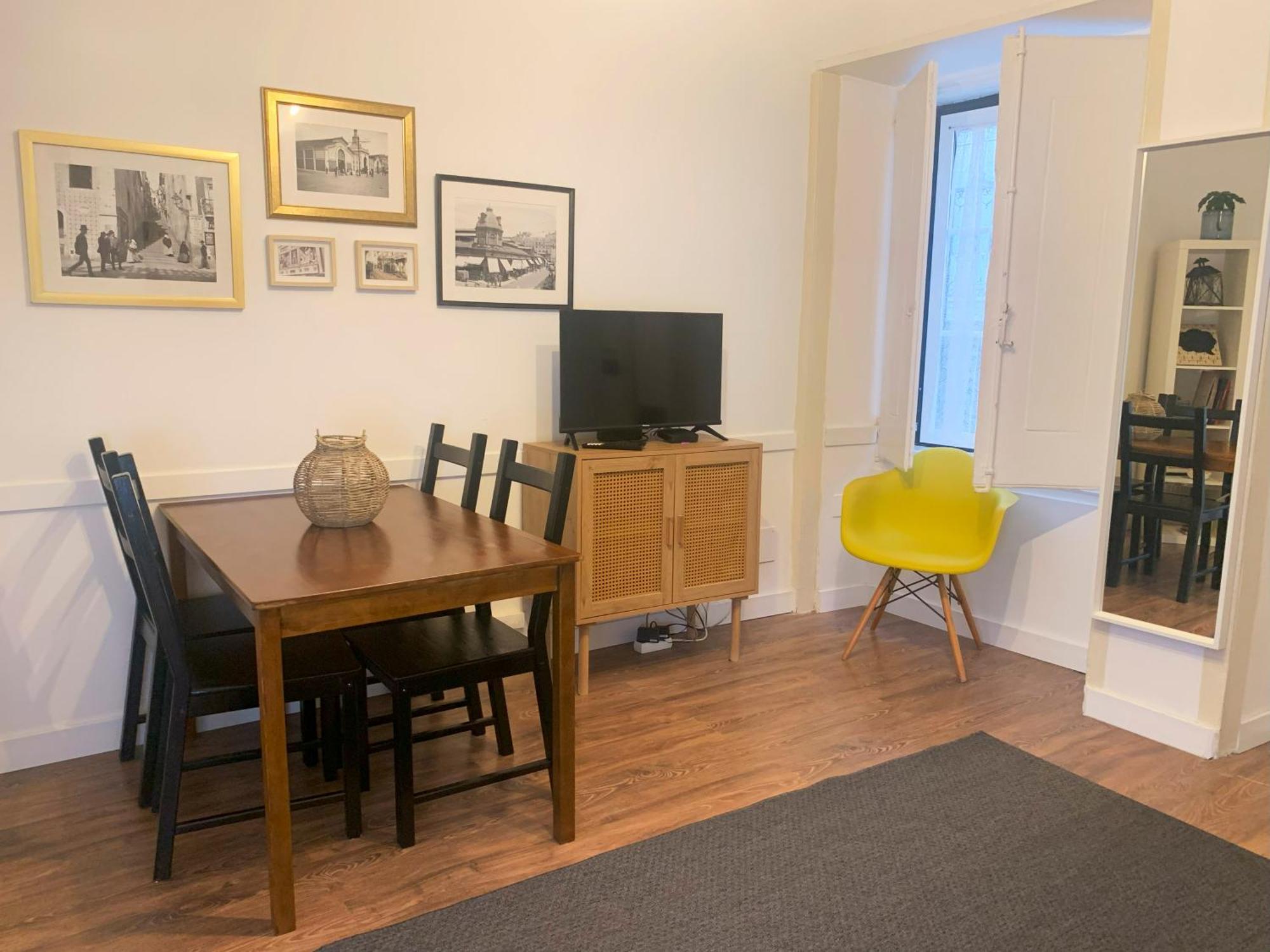 The Funicularist Apartment Lisbon